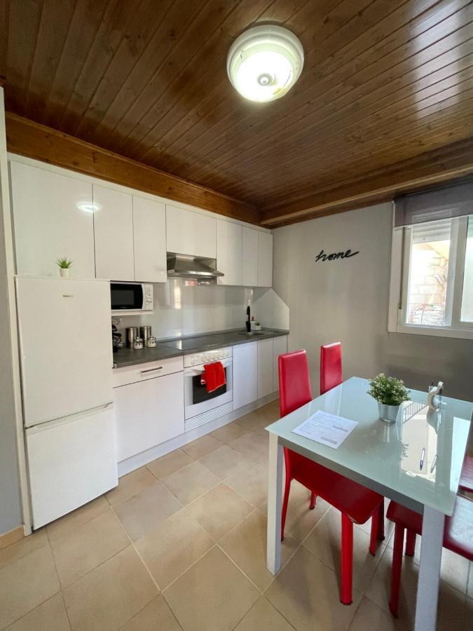 Apartamento Amoedo Apartment Redondela Bagian luar foto